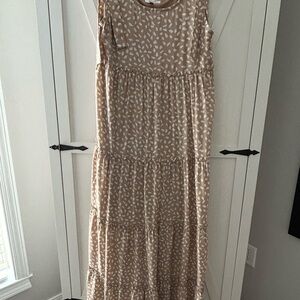 JODIFL Tan Patterned Maxi Dress